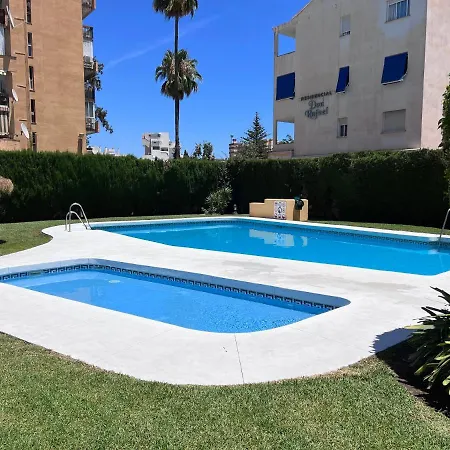 Amplio, Moderno Apartamento 3
