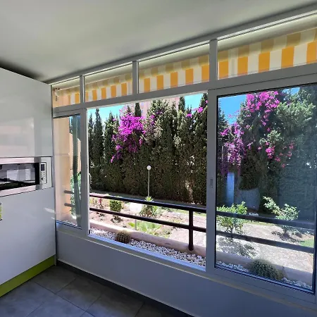 Apartment Amplio, Moderno Apartamento 3 *