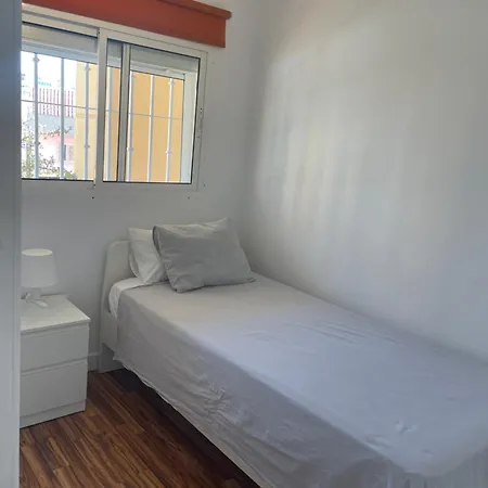 Amplio, Moderno Apartamento 3 Benalmadena